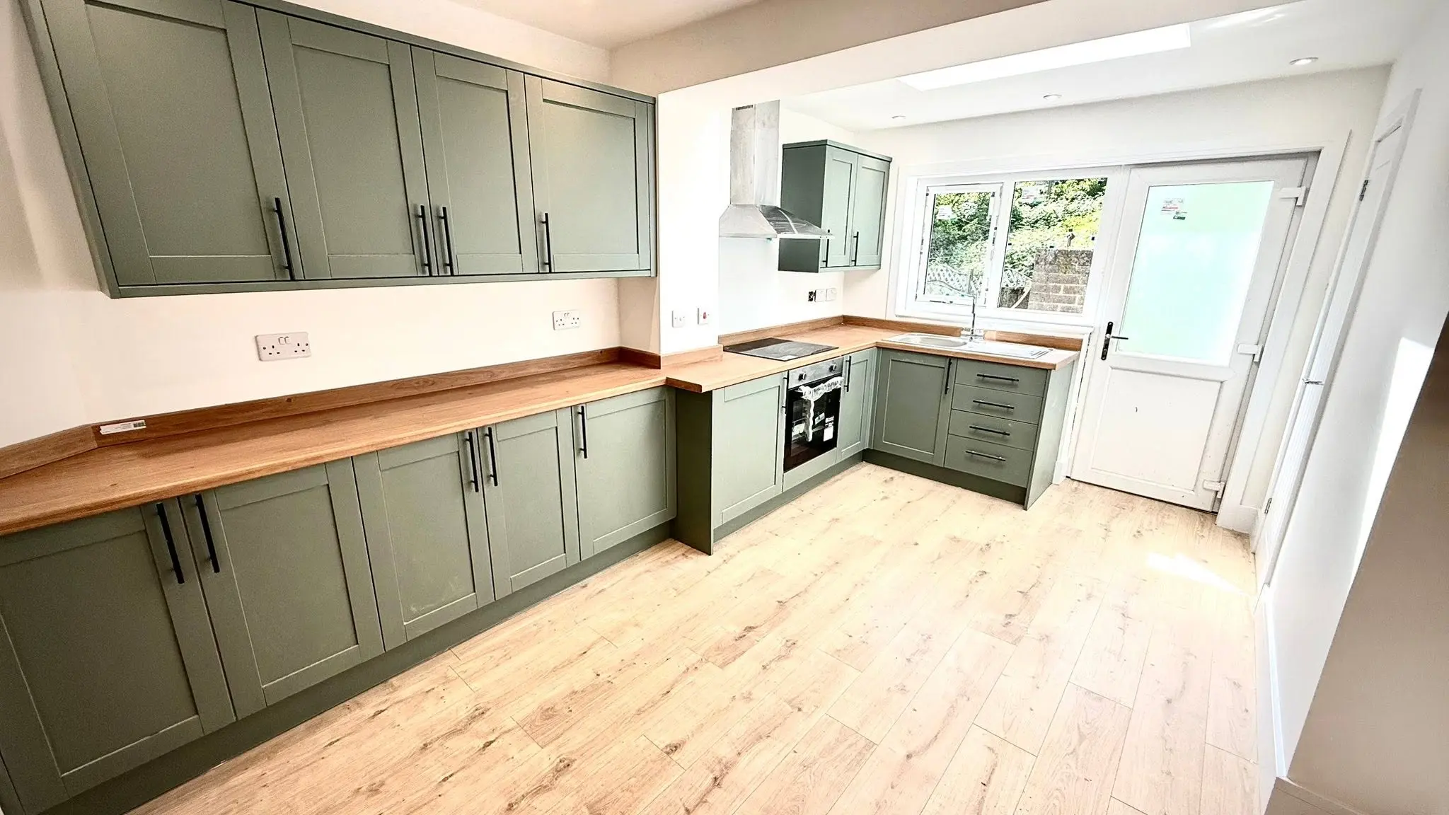 Finished bespoke kitchen
